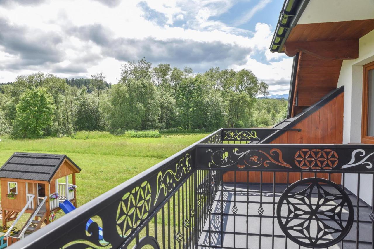 Cicha Woda 300 M Od Goracy Potok I Termy Szaflary Luaran gambar